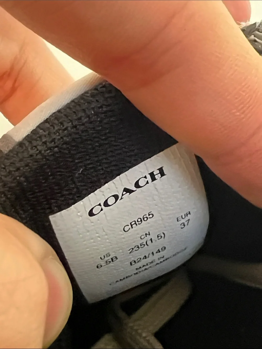 Coach runner lace up sneakers black and chalk gray cream C logo size 6.5